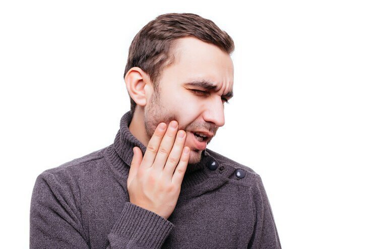 Signs and Symptoms of Tooth Decay
