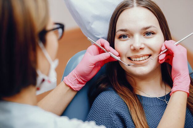 Cosmetic Dental Procedures to Correct Gummy Smiles