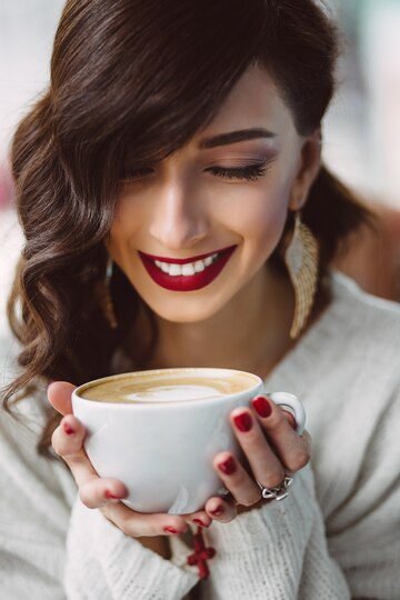 Love Coffee? Here’s How to Keep Your Teeth White