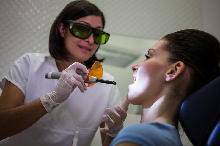 How to Select a Great Dentist: Factors to Consider for Optimal Oral Health
