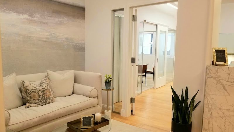 Advanced Implant & Cosmetic Dentistry