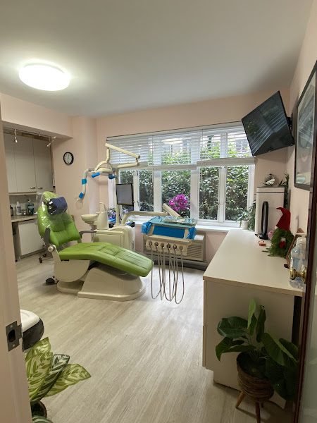 VIP Smiles by Dr. Catrise Austin – No-Prep Veneers Midtown NYC 5