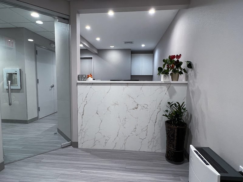 Abe Ancselovics, DDS 4