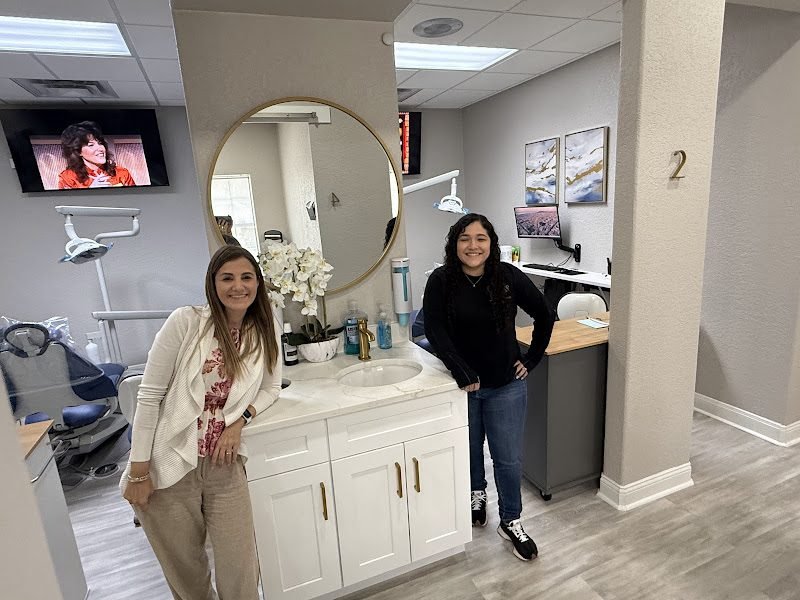 Advanced Periodontics & Dental Implants