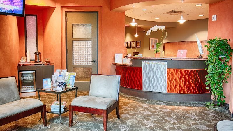 Anna M. Munné, DDS, PA & ASSOCIATES