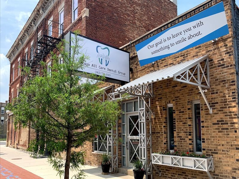 Chicago Dental Experts - Pilsen