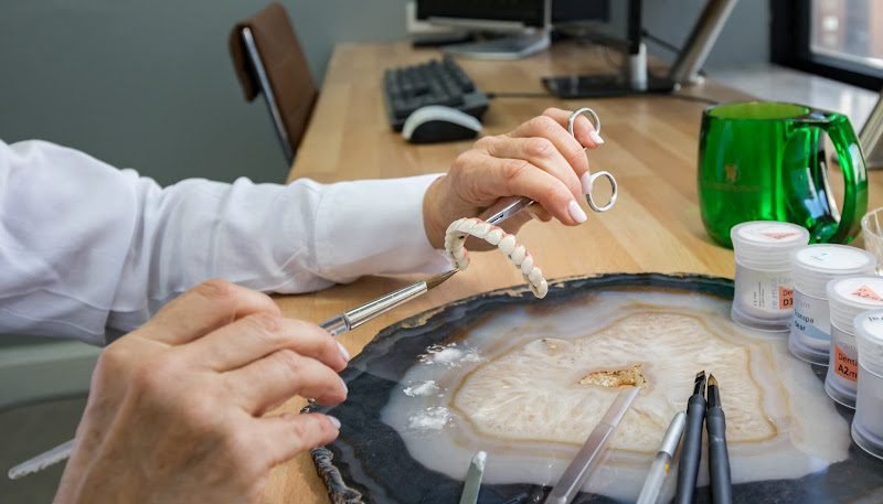 Chicago Dental Solutions @ Chicago Dental Design 6