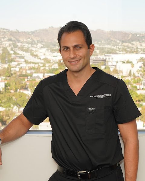 Dental Implants Specialist Los Angeles 2