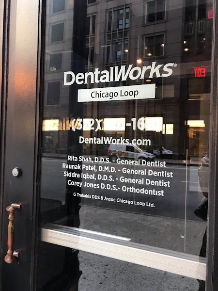 DentalWorks & Orthodontics Chicago Loop