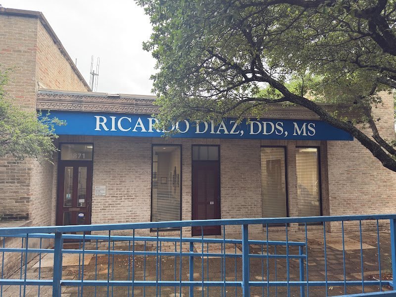Diaz Ricardo DDS MS