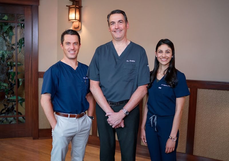 Donlevy, Estess & Lohiya Oral & Maxillofacial Surgery Group in Culver City