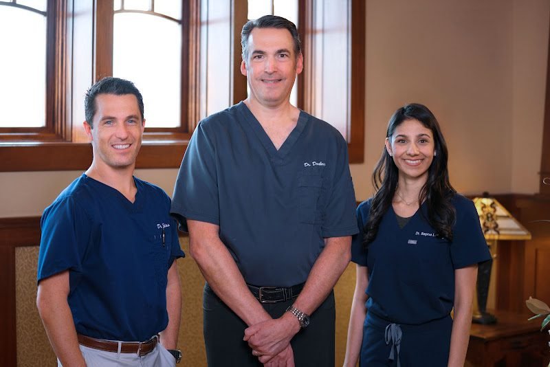 Donlevy, Estess & Lohiya Oral & Maxillofacial Surgery Group in Hermosa Beach