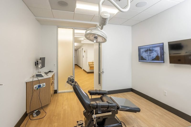 Elevated Oral and Maxillofacial Surgery | Oral Surgeon San Diego