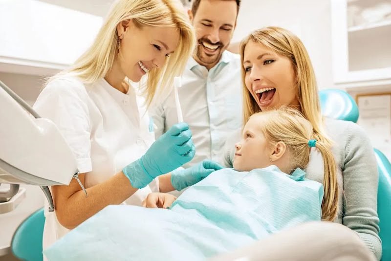 Emergnecy Dentist 24/7 New York 3