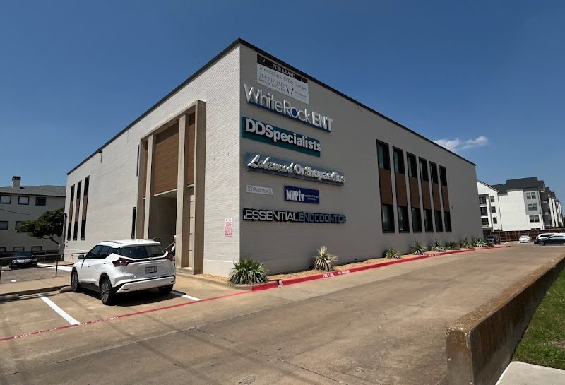 Essential Endodontics of Dallas