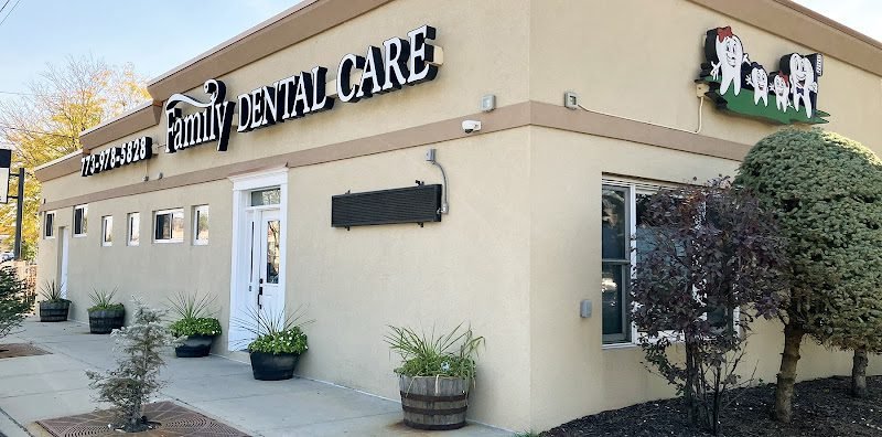 Family Dental Care - East Side Chicago