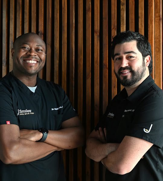 J Smiles Dental Implant Studio