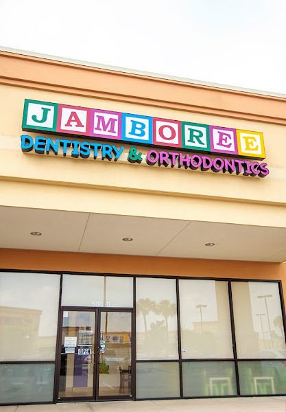 Jamboree Dentistry - North Freeway