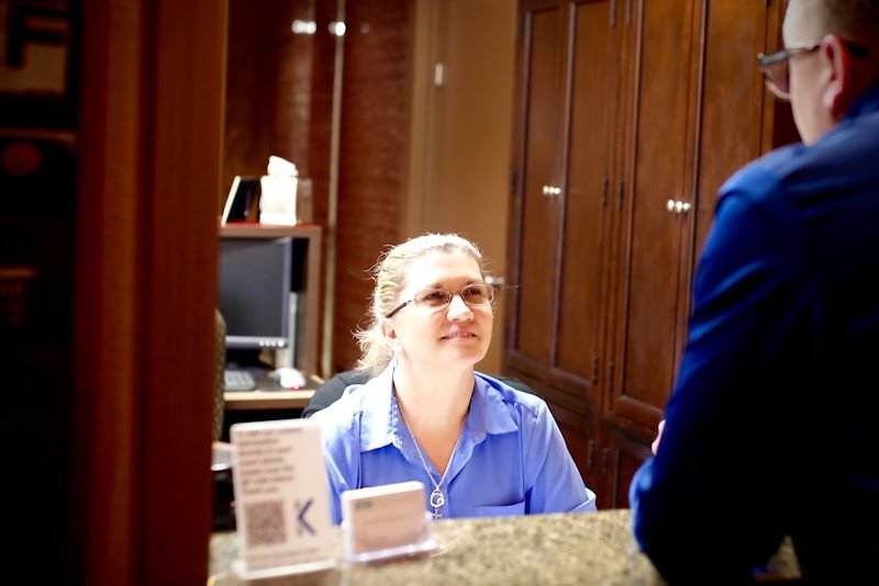 KRK Implant Center 2