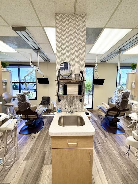 Karren Dental Family & Emergency Dentistry