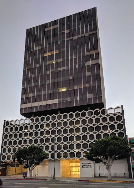 LA Wilshire Periodontics 4