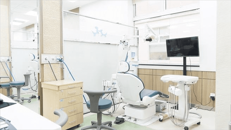 Los Angeles Dentist