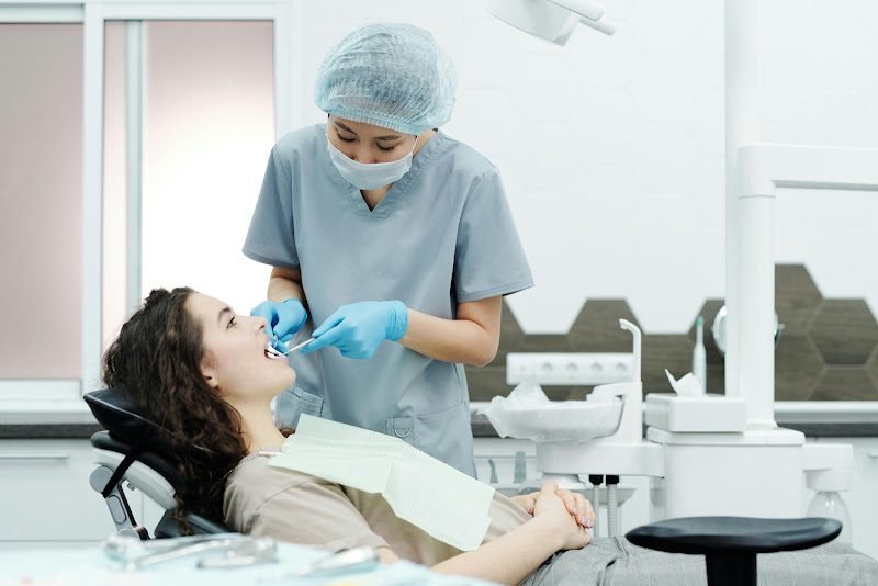 Los Angeles Emergency Dentist