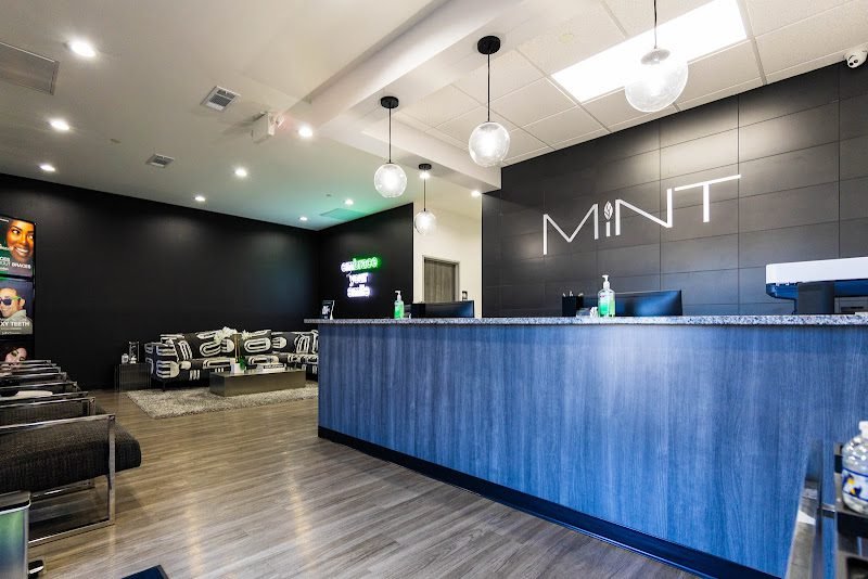 MINT orthodontics | Lovers