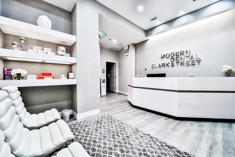 Modern Dental on Clark Street