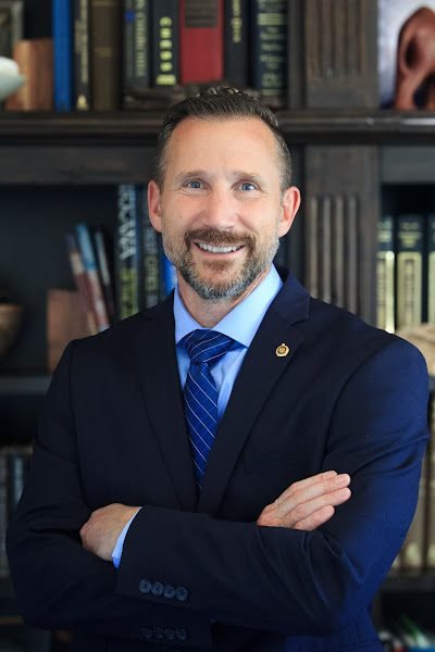 Nautical Dental Dr. Eric D Cornelius DDS MAGD