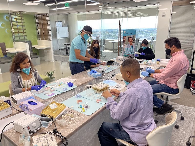 Neal Gittleman DMD, Houston Prosthodontist Specialists 5