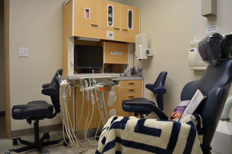 Ocean Beach Periodontics & Dental Implants 3