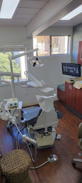 Oral Plastic Surgery & Periodontics - Nordland, Hutton, Lofthus