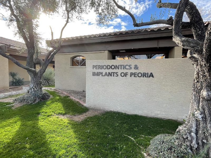 Periodontics and Implants of Peoria - Dr. Grayson Burgardt DDS, MSD