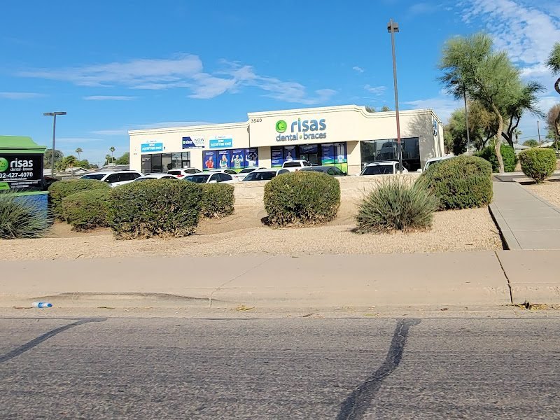 Risas Dental and Braces - Alhambra