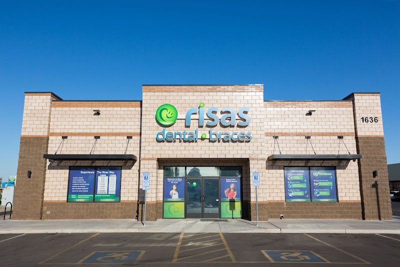 Risas Dental and Braces - Phoenix West