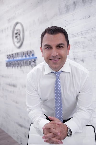 Robby A Rezaei, DDS Brentwood Endodontics