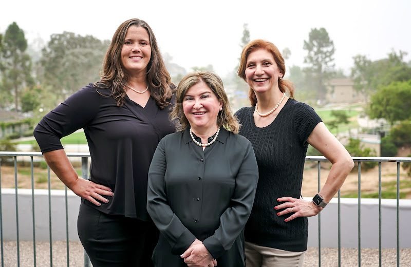 Solana Smiles & Implant Center - Solana Beach 2