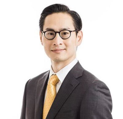 The Park Oral and Maxillofacial Surgery: Y. Paul Han, DDS 3