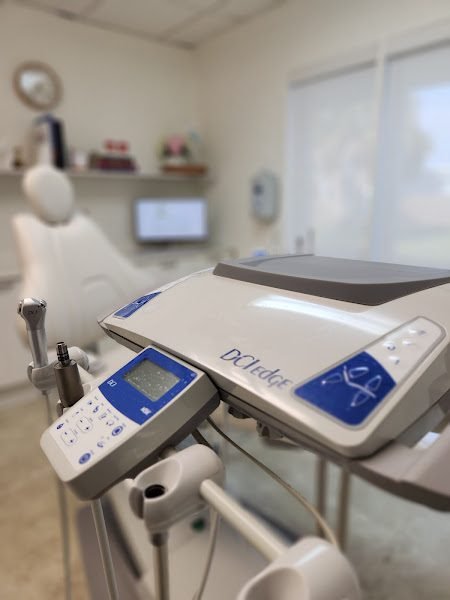 Beaches Dentistry - Prosthodontics & Orthodontics 5