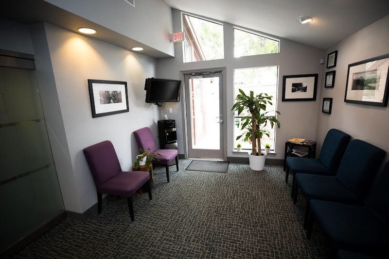 Council Oak Perio: Dental Implants & Periodontics, Dr. Christopher Bingham