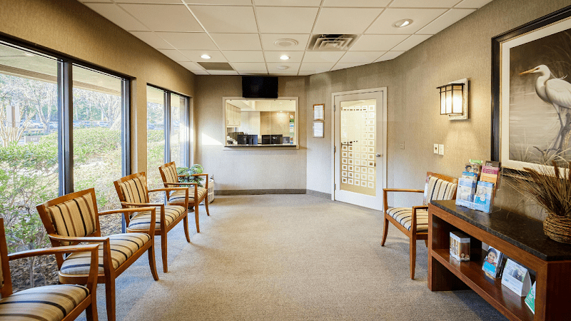 Modern Periodontics PA: Kuznia Angeline DDS 2