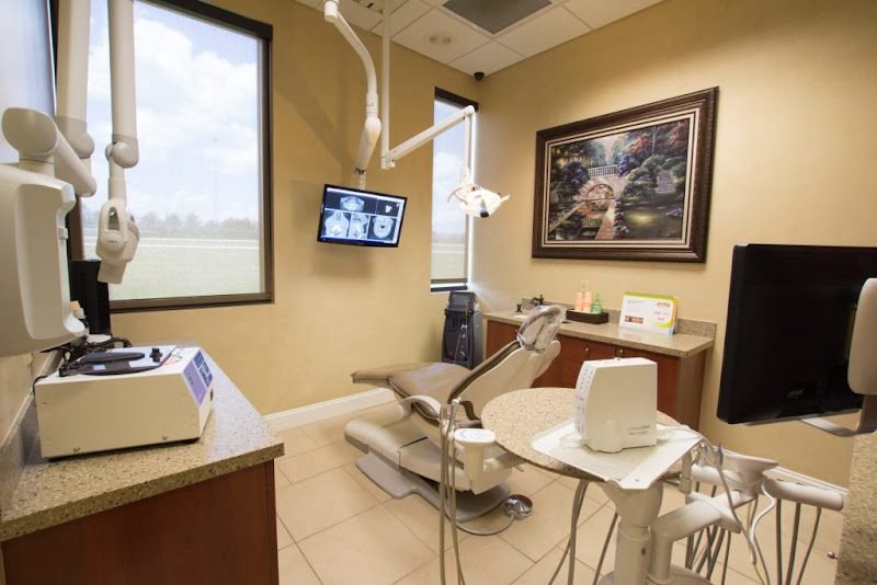 Richard E. Aguila, DDS 2