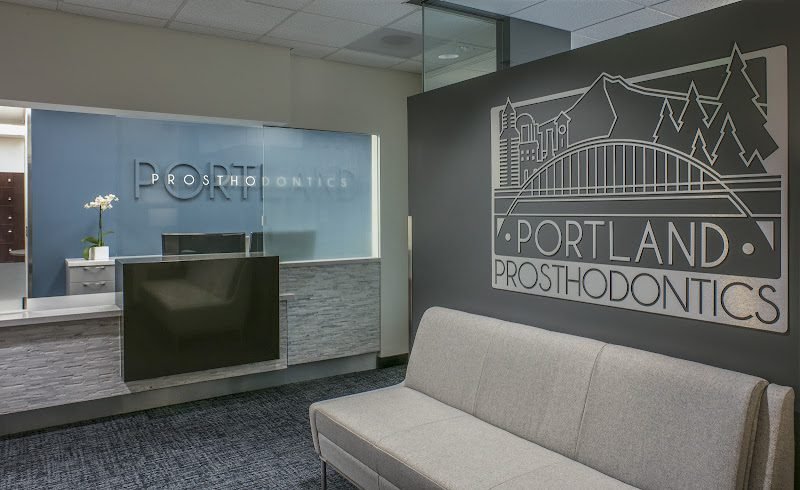 Barnett & Dyer Prosthodontic Group: Scott R. Dyer DMD 2