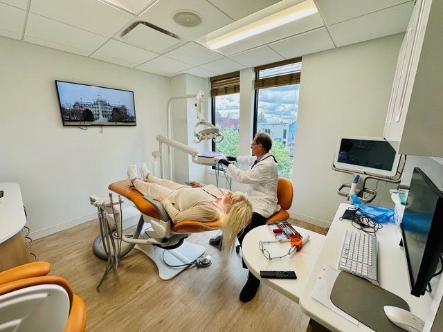 Capitol Hill Endodontics Dr. Julian Moiseiwitsch