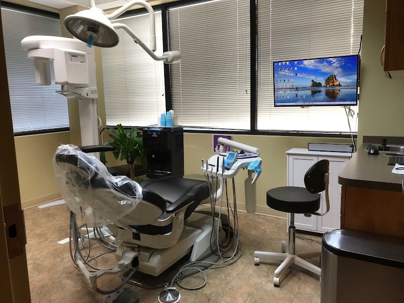 Columbia Center for Implants & Periodontics - Sanju Jose, DDS, MDS 3