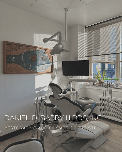 Daniel Barry III, DDS