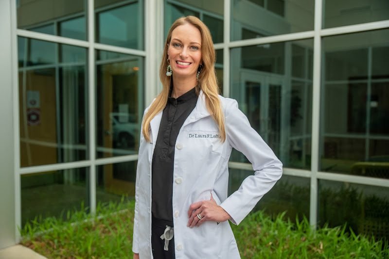 Dr. Laura Funke Loftin