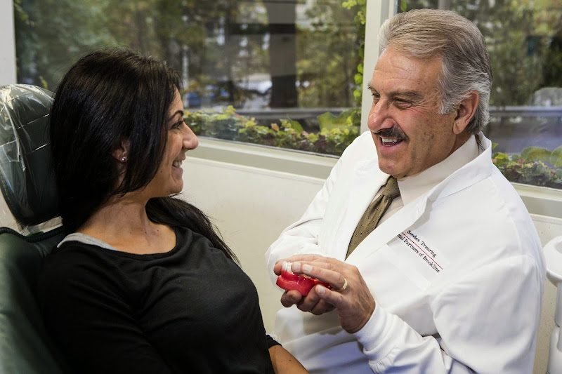 Dr. Zhimon Y. Jacobson, DMD