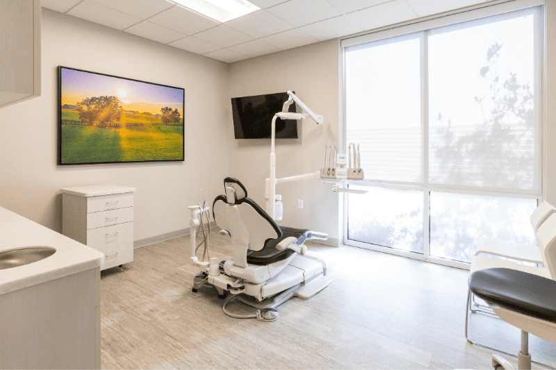 Envision Dental Implant Center 2